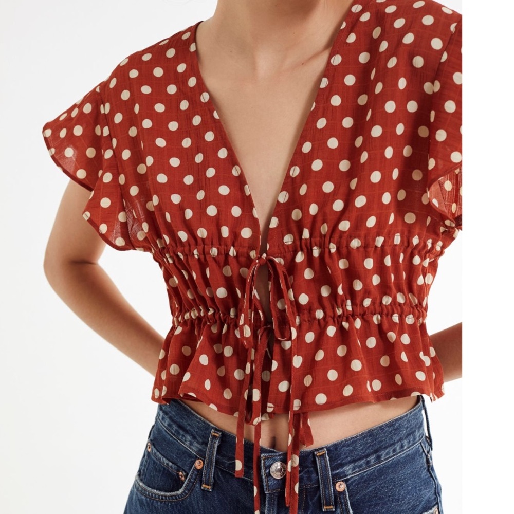 UO DOUBLE TIE FRONT TOP